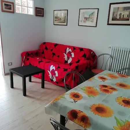 L'ulivo,casa Di Campagna. Casa vacanze Cortiglione